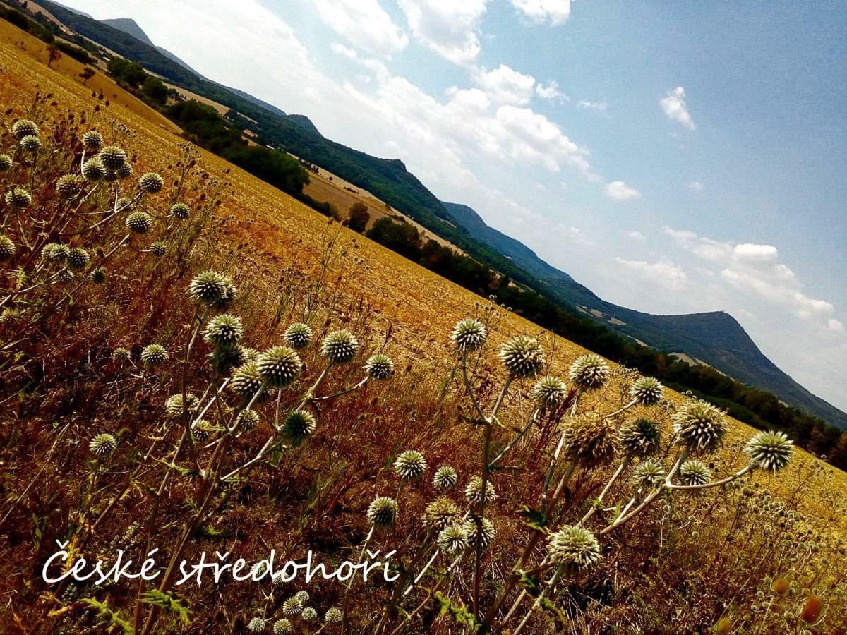 - Ceske Stredohori Apartment *